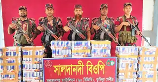 ব্রাহ্মণবাড়িয়া ও কুমিল্লা সীমান্তে প্রায় অর্ধকোটি টাকার চোরাই পণ্য উদ্ধার